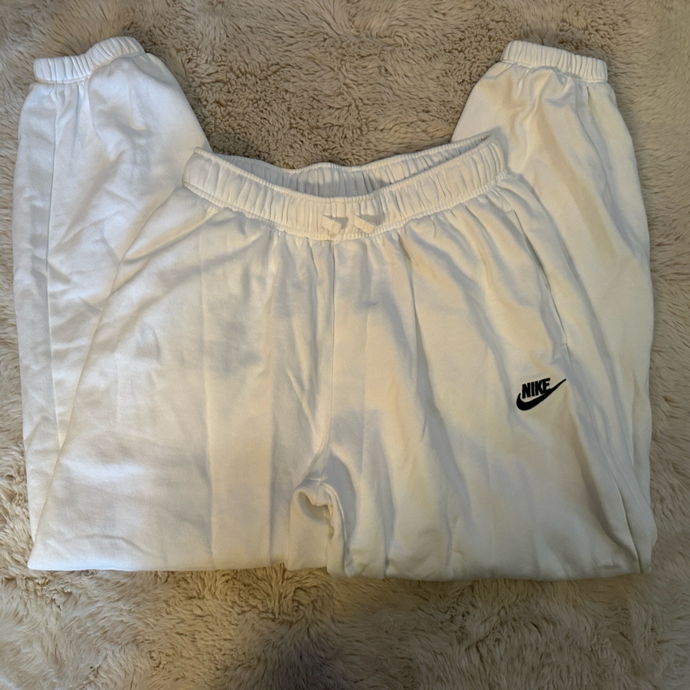 Nike joggers